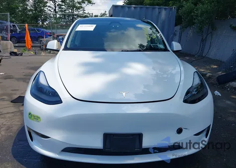 2024 Tesla Model Y Long Range Dual Motor All-Wheel Drive из США, поврежденный, VIN 7SAYGDEE8RA239384